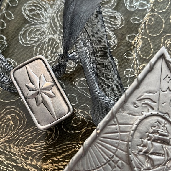 Nova Scotia Seagull Pewter hanging picture frame. New condition - Picture 5 of 10